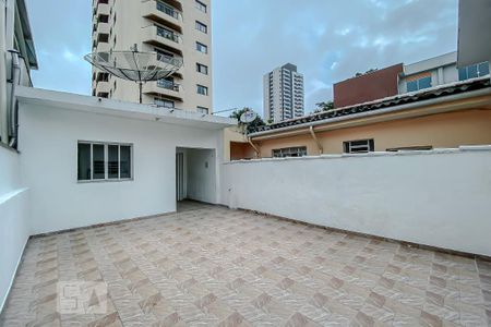 Casa de condomínio à venda com 182m², 3 quartos e 2 vagasQuintal