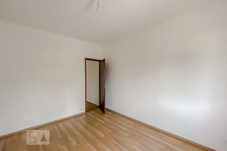 Casa de condomínio à venda com 182m², 3 quartos e 2 vagasQuarto 2