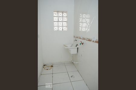 Casa para alugar com 80m², 2 quartos e 1 vaga Casa para alugar com 80m², 2 quartos e 1 vagaÁrea de Serviço