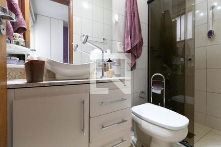 Apartamento para alugar com 136m², 4 quartos e 1 vaga Apartamento para alugar com 136m², 4 quartos e 1 vagaBanheiro da Suíte