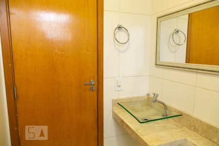 Apartamento para alugar com 42m², 2 quartos e 1 vaga Apartamento para alugar com 42m², 2 quartos e 1 vagaBanheiro