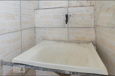 Casa para alugar com 65m², 2 quartos e 1 vaga Casa para alugar com 65m², 2 quartos e 1 vagaÁrea de Serviço