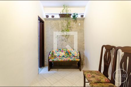 Casa para alugar com 30m², 1 quarto e sem vaga Casa para alugar com 30m², 1 quarto e sem vagaSala