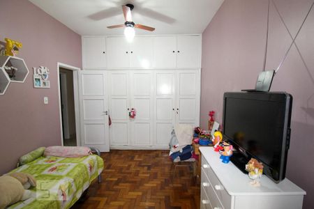 Apartamento à venda com 118m², 3 quartos e 1 vagaQuarto 2 