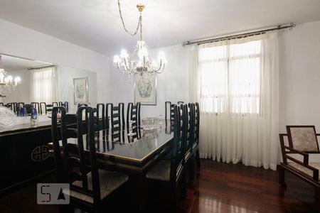 Sala de casa à venda com 4 quartos, 300m² em Jardim Anália Franco, São Paulo