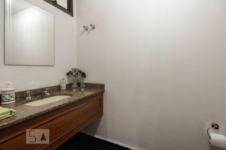 Lavabo de casa à venda com 4 quartos, 300m² em Jardim Anália Franco, São Paulo