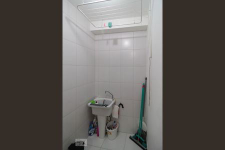 Apartamento à venda com 33m², 2 quartos e sem vaga Apartamento à venda com 33m², 2 quartos e sem vagaÁrea de serviço