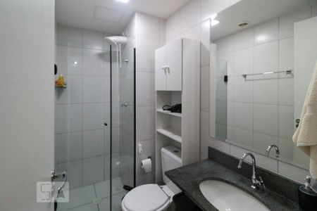 Apartamento à venda com 33m², 2 quartos e sem vaga Apartamento à venda com 33m², 2 quartos e sem vagaBanheiro