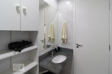 Apartamento à venda com 33m², 2 quartos e sem vaga Apartamento à venda com 33m², 2 quartos e sem vagaBanheiro