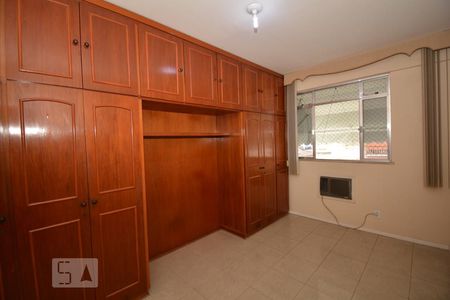Quarto 1 de apartamento à venda com 3 quartos, 70m² em Irajá, Rio de Janeiro