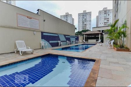 Apartamento para alugar com 52m², 2 quartos e 1 vagaÁrea comum - Piscina