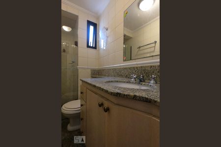 Apartamento à venda com 140m², 3 quartos e 3 vagasBanheiro da Suíte 1