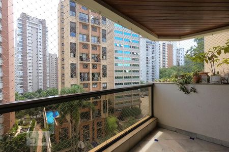 Apartamento à venda com 140m², 3 quartos e 3 vagasVaranda da Sala