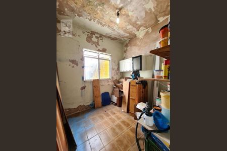 Casa à venda com 240m², 6 quartos e 5 vagas Casa à venda com 240m², 6 quartos e 5 vagasQuarto de Serviço