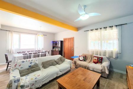 Sala de casa à venda com 6 quartos, 240m² em Cachambi, Rio de Janeiro