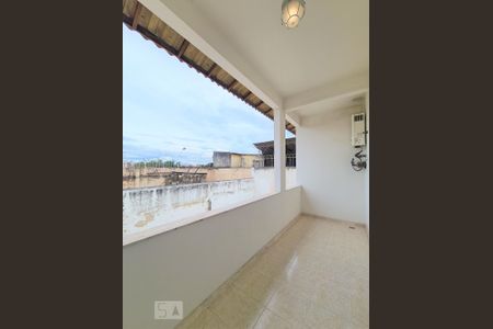 Casa à venda com 240m², 6 quartos e 5 vagas Casa à venda com 240m², 6 quartos e 5 vagasVaranda da Suíte