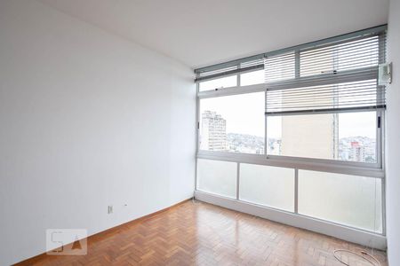 Quarto 1 de apartamento para alugar com 2 quartos, 120m² em Lourdes, Belo Horizonte