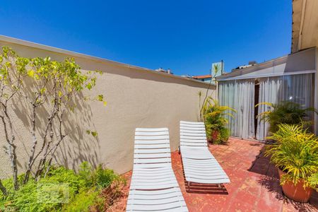 Apartamento à venda com 126m², 2 quartos e 2 vagasTerraço