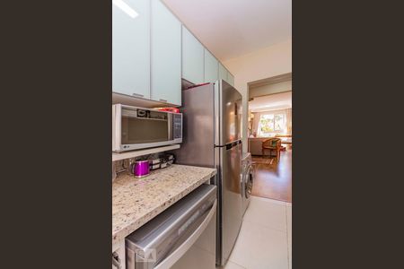 Apartamento à venda com 126m², 2 quartos e 2 vagasCozinha