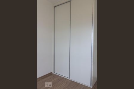 Apartamento para alugar com 72m², 2 quartos e 1 vagaQuarto 2 - Armários