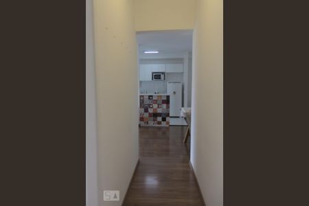 Apartamento para alugar com 72m², 2 quartos e 1 vagaCorredor