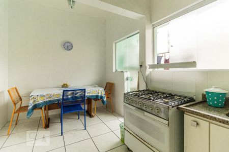 Apartamento à venda com 104m², 2 quartos e sem vaga Apartamento à venda com 104m², 2 quartos e sem vagaCozinha