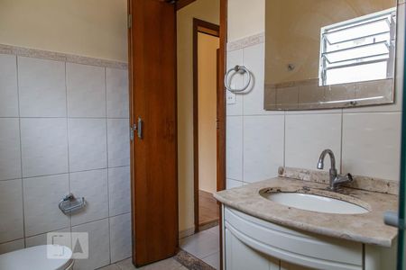 Apartamento para alugar com 105m², 2 quartos e sem vagaBanheiro