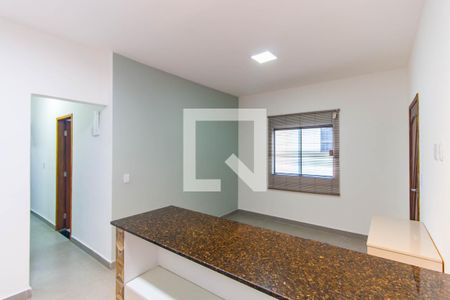 Sala/Cozinha de casa de condomínio para alugar com 2 quartos, 55m² em Vila Ema, São Paulo