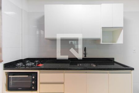 Cozinha de casa de condomínio para alugar com 2 quartos, 55m² em Vila Ema, São Paulo