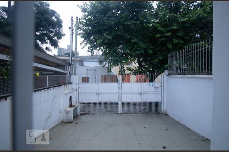 Vista de casa à venda com 3 quartos, 120m² em Planalto Paulista, São Paulo