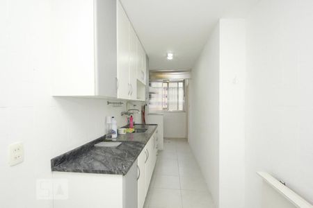 Apartamento à venda com 86m², 2 quartos e 1 vagaCozinha