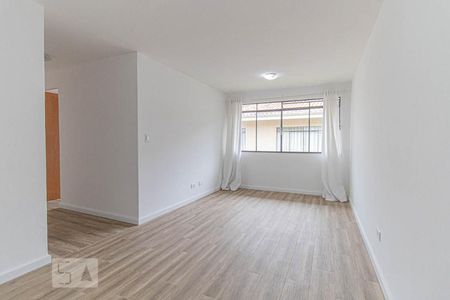 Sala de apartamento para alugar com 3 quartos, 60m² em Campo Comprido, Curitiba