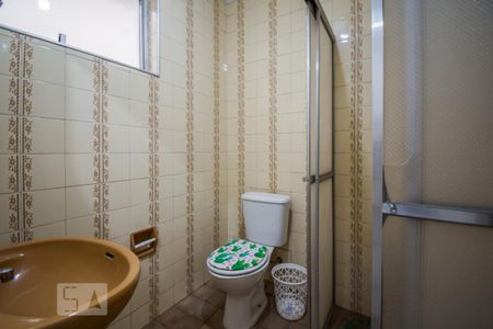 Banheiro de apartamento à venda com 1 quarto, 30m² em Botafogo, Campinas