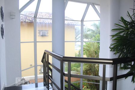 Casa de condomínio para alugar com 387m², 6 quartos e 2 vagasHall