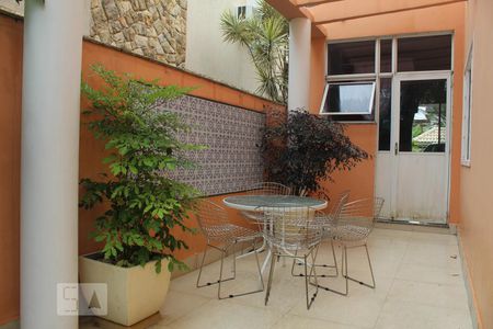 Casa de condomínio para alugar com 387m², 6 quartos e 2 vagasÁrea Externa