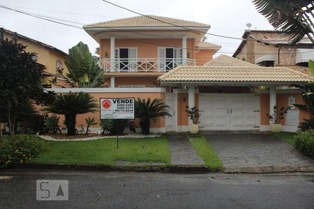 Casa de condomínio para alugar com 387m², 6 quartos e 2 vagasFachada