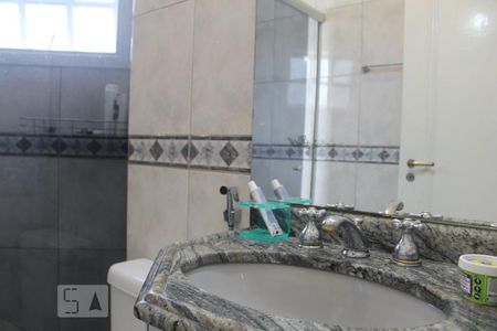 Casa de condomínio para alugar com 387m², 6 quartos e 2 vagasBanheiro - Suíte 2