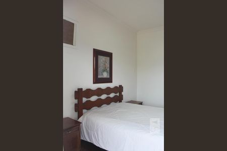 Casa de condomínio para alugar com 387m², 6 quartos e 2 vagasSuíte 2