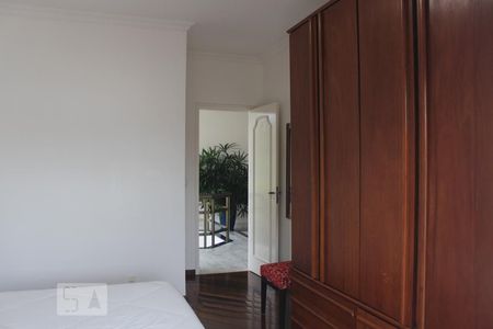 Casa de condomínio para alugar com 387m², 6 quartos e 2 vagasSuíte 2