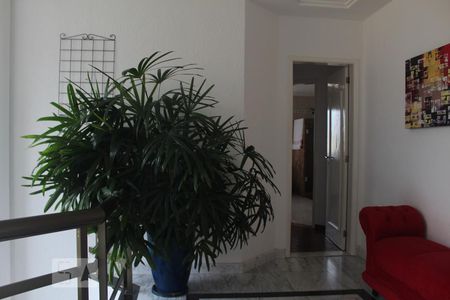 Casa de condomínio para alugar com 387m², 6 quartos e 2 vagasHall