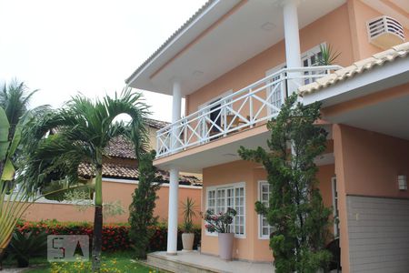 Casa de condomínio para alugar com 387m², 6 quartos e 2 vagasFachada