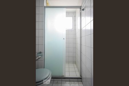 Apartamento à venda com 130m², 4 quartos e 2 vagasBanheiro suíte 2