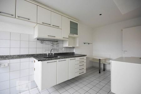 Apartamento à venda com 130m², 4 quartos e 2 vagasCozinha