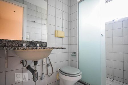 Apartamento à venda com 130m², 4 quartos e 2 vagasBanheiro suíte 2