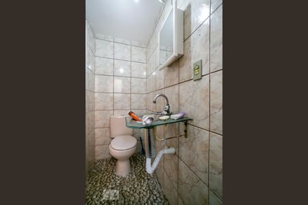Banheiro da Suíte de casa para alugar com 1 quarto, 60m² em Parque Mandi, São Paulo