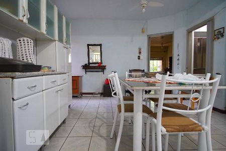 Casa à venda com 280m², 3 quartos e 2 vagasCozinha