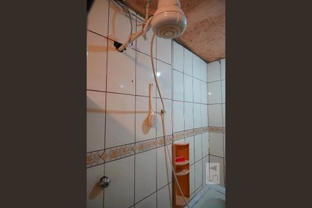 Casa à venda com 280m², 3 quartos e 2 vagasBanheiro