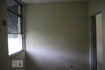 Quarto de apartamento para alugar com 2 quartos, 50m² em Freguesia (jacarepaguá), Rio de Janeiro