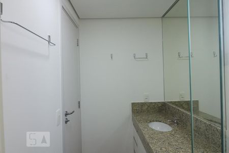 Apartamento para alugar com 63m², 2 quartos e 2 vagasBanheiro