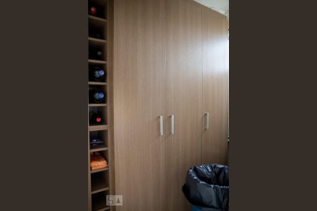 Apartamento à venda com 136m², 2 quartos e 1 vaga Apartamento à venda com 136m², 2 quartos e 1 vagaDespensa